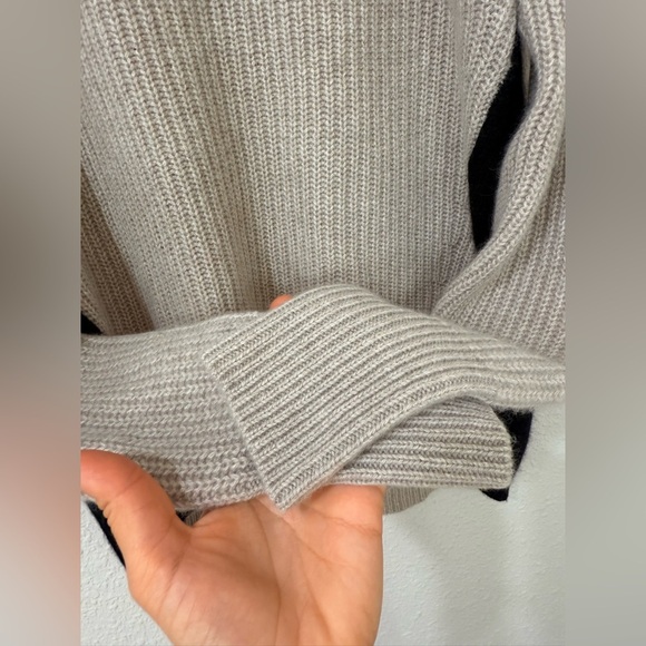 NWT 360 Cashmere M color block knit 100% cashmere sweater - Picture 4 of 10